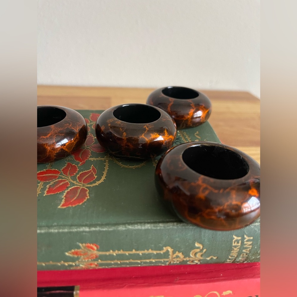 Set of 6 Vintage Lacquered Napkin Rings